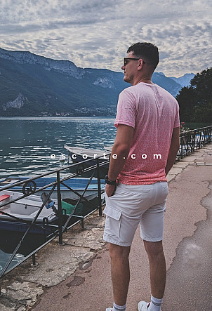 THXM - Hommes escort Caen
