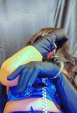 leatitiacharming96A - Girl escort Annecy