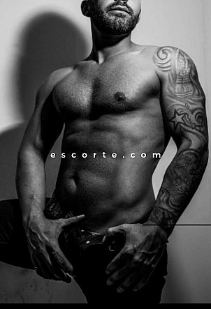 RobertoG - Hommes escort Monaco Monte Carlo