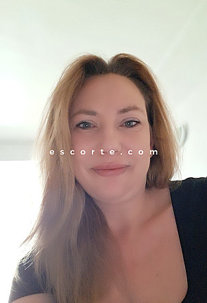 Camille 1903 - Girl escort Lyon