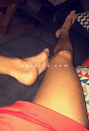JeuneBiFun - Hommes escort Toulouse