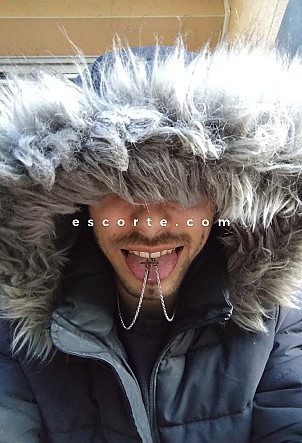 Anonymee82 - Hommes escort Montauban