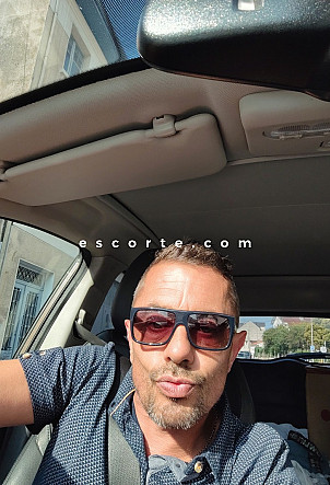 Paul - Males escort Tarbes