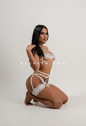 Kandy - Girl escort Paris