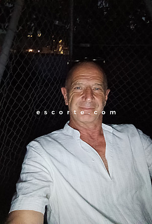 Anto62 - Hommes escort Nice