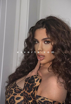 CISETA - Girl escort Paris