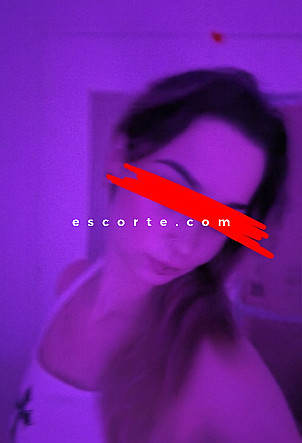 Anaelle8751 - Girl escort Châlons-en-Champagne