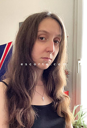 Marie - Girl escort Reims