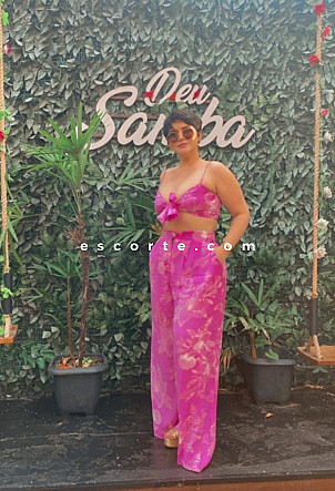 ELIANA - Girl escort Biarritz