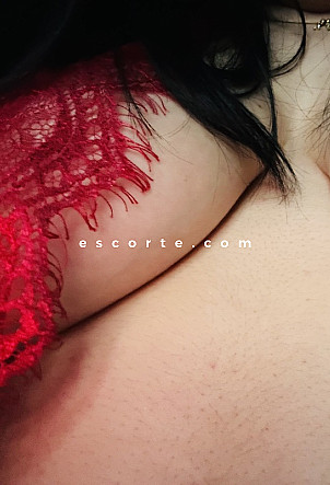 Candylov - Girl escort Bordeaux