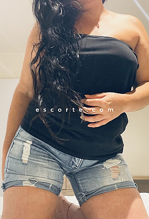 Mia - Girl escort Orange