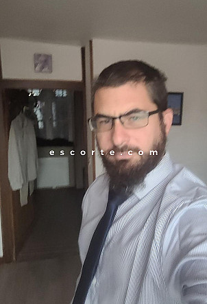 Zibou - Males escort Orléans
