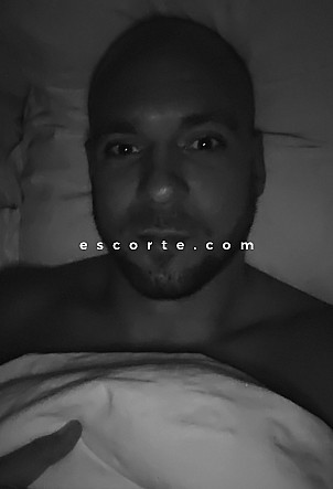 Lucas - Hommes escort Beauvais