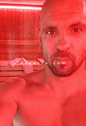 Lucas - Hommes escort Beauvais