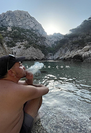 Loganftm - Hommes escort Montpellier