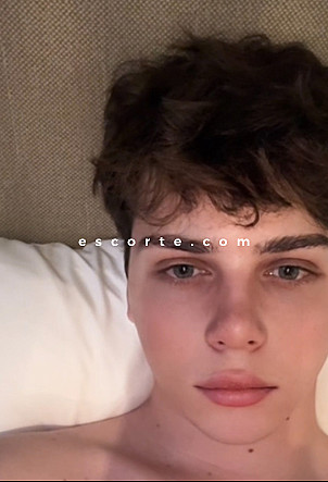 Eric - Males escort Paris