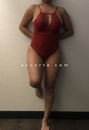 Elena - Girl escort Nîmes