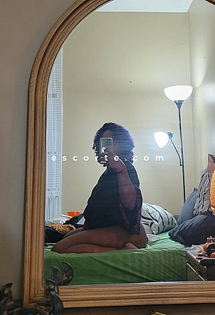 Cool girl - Girl escort Marseille