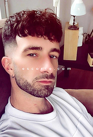 Eliott - Hommes escort Rennes