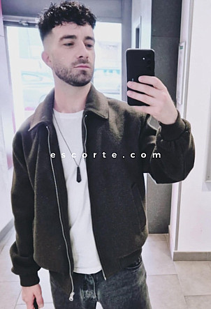 Eliott - Hommes escort Rennes
