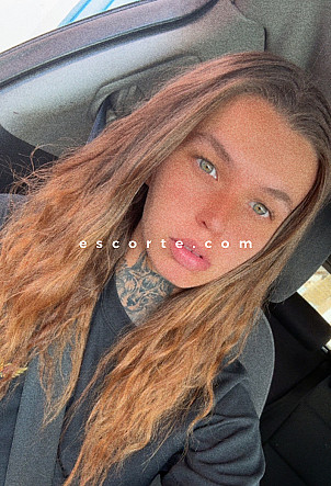 Melissa83 - Girl escort Draguignan