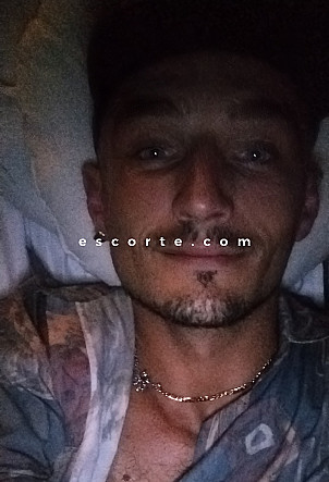 Julien - Males escort Bordeaux