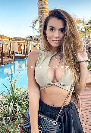 SOFUS - Girl escort Paris