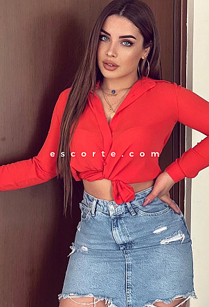 TATUM - Girl escort Paris