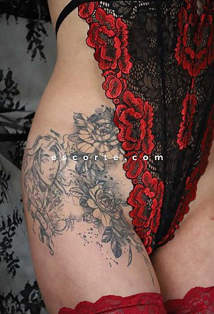 LittleCandice - Girl escort Beauvais