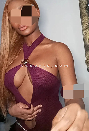 Chancel - Girl escort Avignon