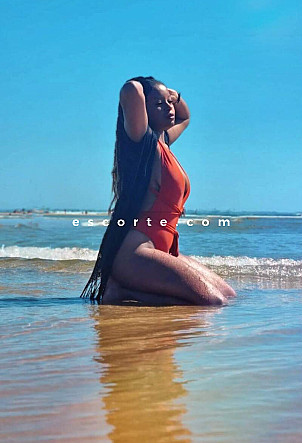 Kimsie - Girl escort Valenciennes