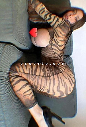 Escortegyal - Girl escort Neuilly-sur-Seine