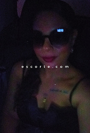 Elixiana - Hommes escort Paris