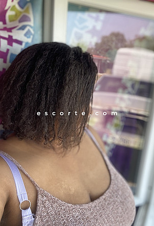 Sexymayana - Girl escort Brest