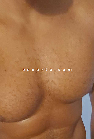 Malkovitch92 - Hommes escort Neuilly-sur-Seine