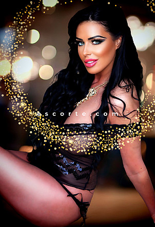 Claudia Ferrari - Girl escort Monaco Monte Carlo