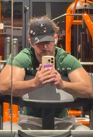 Enzo - Hommes escort Nîmes