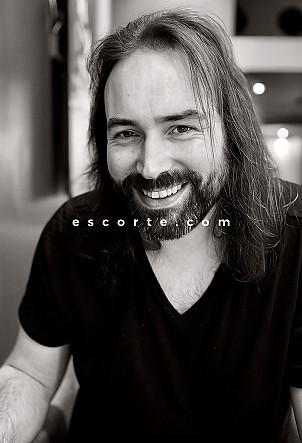 ROMAIN - Males escort Caen