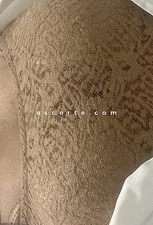 Julie - Girl escort Metz