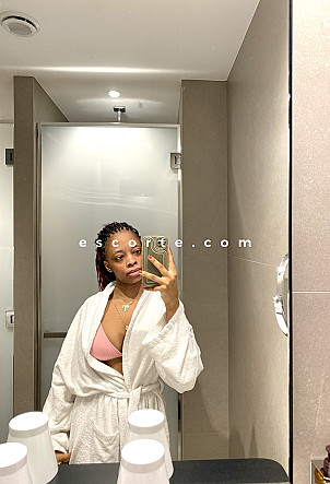 Coquine - Girl escort Rennes