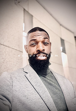 Iziack - Males escort Juvisy