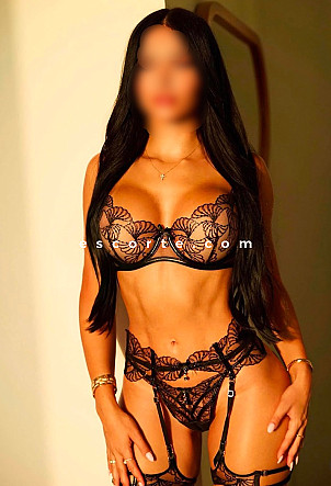 AnissaXx - Girl escort Paris
