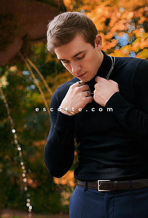 Silas - Males escort Strasbourg
