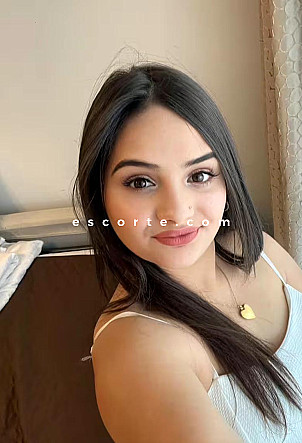 marinejevais - Girl escort Angers