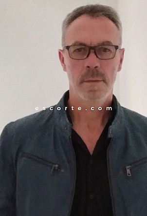 Axel - Hommes escort Haguenau