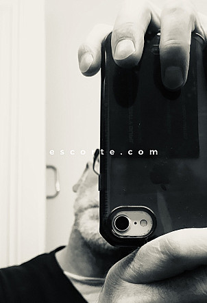 m00nlightdrive - Hommes escort Nantes