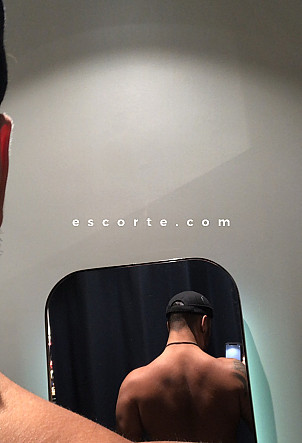 BABAYO - Hommes escort Nantes