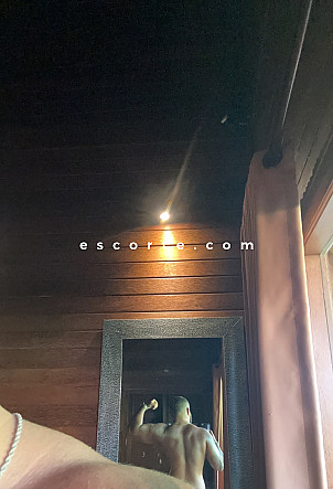 BABAYO - Hommes escort Nantes