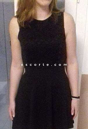 Elo - Girl escort Lunel