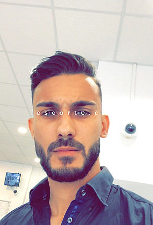 Angelo - Hommes escort Montpellier